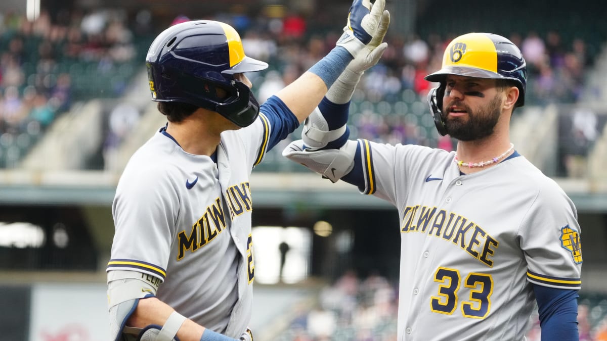 Milwaukee Brewers Get Positive Injury Updates on Pair of