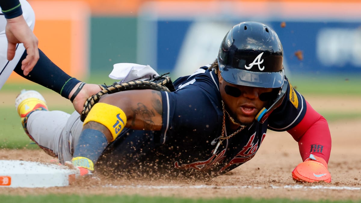 Braves Briefing: Ronald Acuña Jr. keeps making history