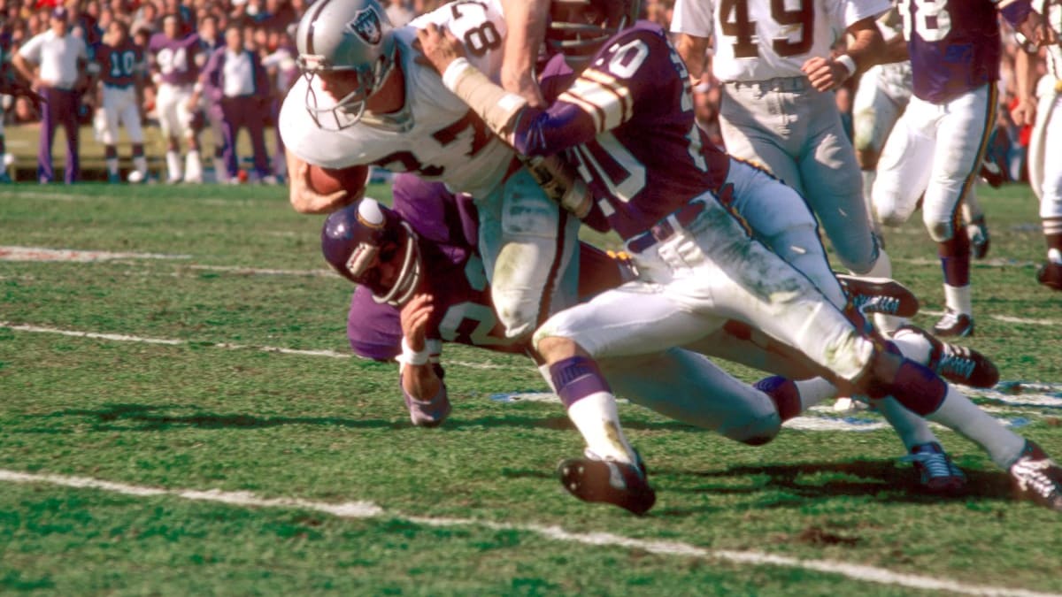 Super Bowl XI Recap: Raiders vs. Vikings