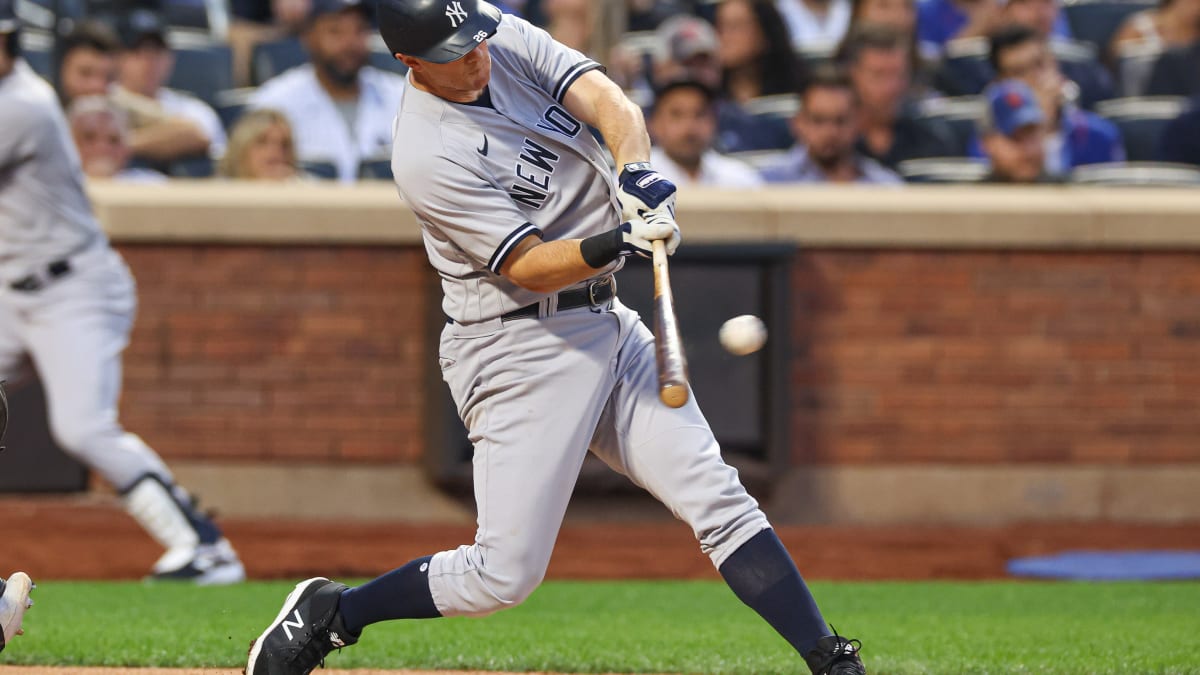 New York Yankees' DJ LeMahieu Wins American League Silver Slugger Award for  Second Base - Sports Illustrated NY Yankees News, Analysis and More