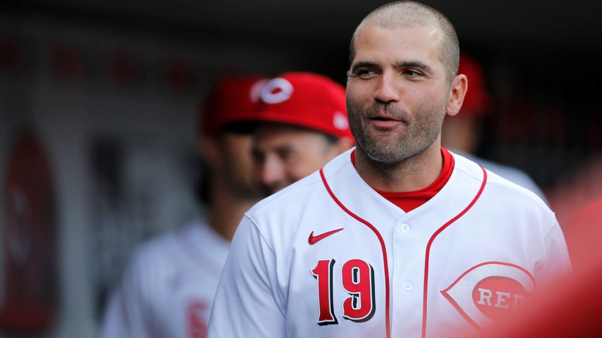 Joey Votto homers in return from shoulder injury as Reds extend winning  streak to nine games 