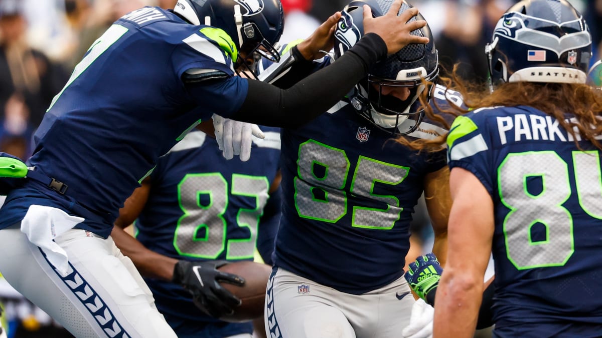 Seattle Seahawks 3-Year Plan: Seattle Set Up For Present, Future Following  Active Offseason - Sports Illustrated Seattle Seahawks News, Analysis and  More