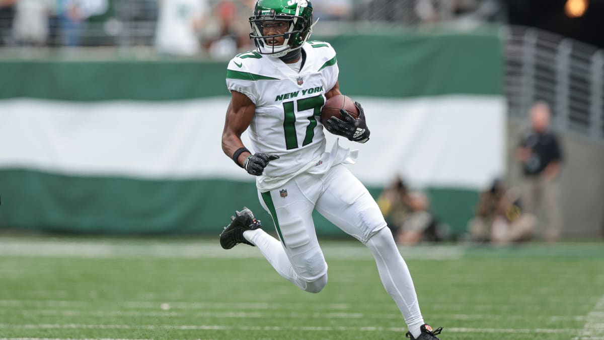 Garrett Wilson Commits to No. 17 for 2023 - Sports Illustrated New York Jets  News, Analysis and More