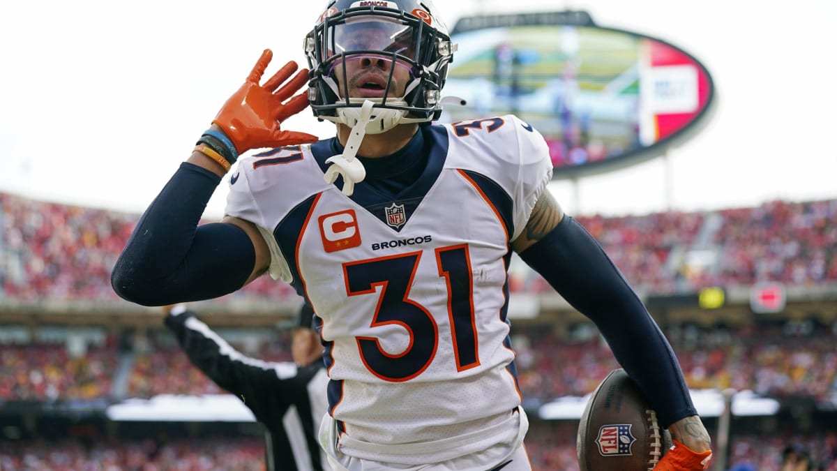 Ten Denver Broncos Whose Omission From Pro Football Hall of Fame is a  Travesty - Sports Illustrated Mile High Huddle: Denver Broncos News,  Analysis and More