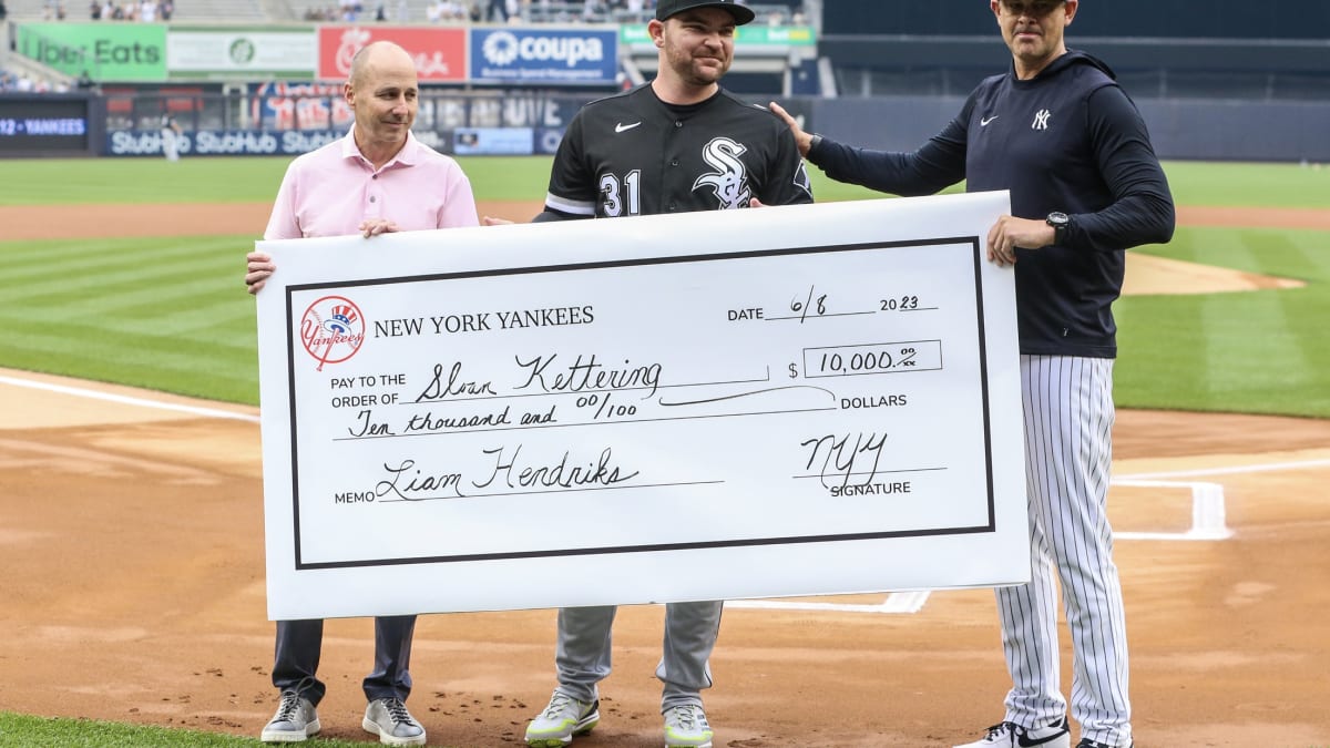 ESPY Awards: White Sox pitcher Liam Hendriks receives Jimmy V Award for  comeback from cancer - ABC7 Chicago