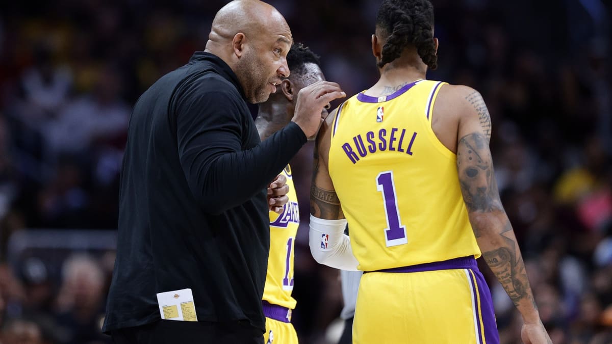 Lakers News: LA Re-Signs D'Angelo Russell to 2-Year Deal with Player Option  - All Lakers