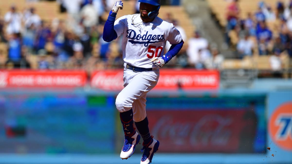 Mookie Betts repping Golf before today's Dodgers game : r/Golfwang