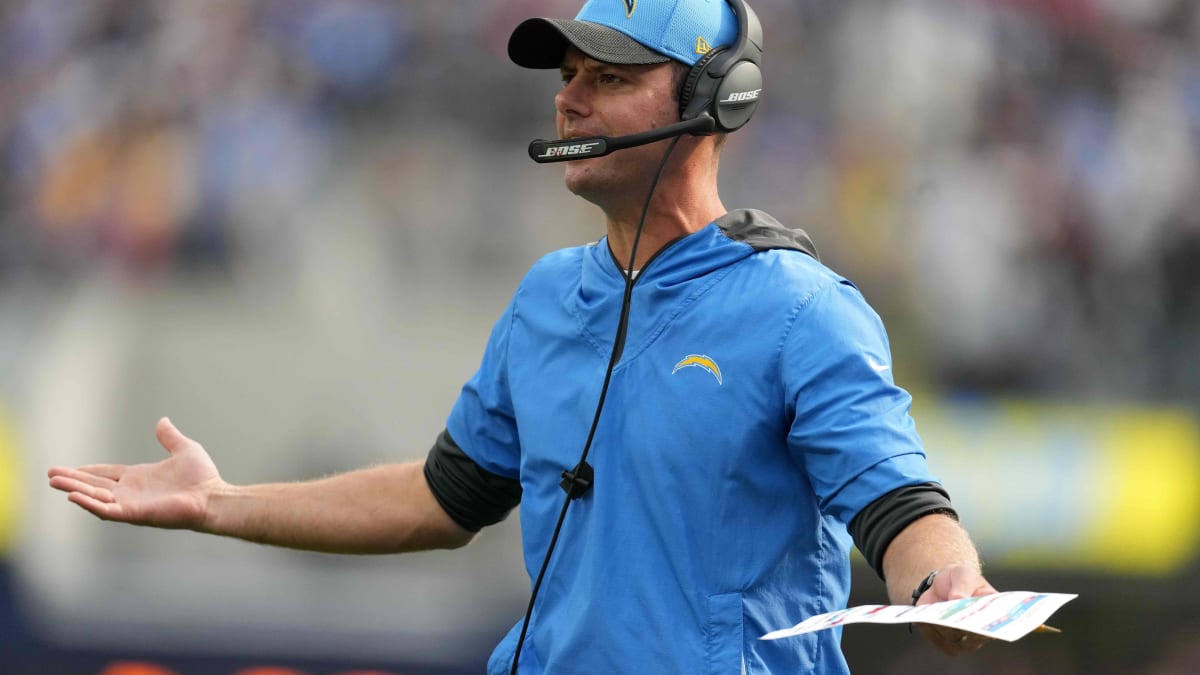 Column: Coach Staley deserves credit for getting banged-up Chargers to  precipice of playoffs - The San Diego Union-Tribune