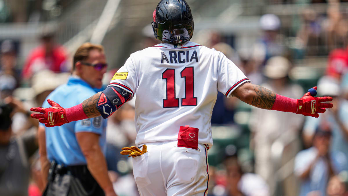 MLB Network - Orlando Arcia powered the Braves' offense all night