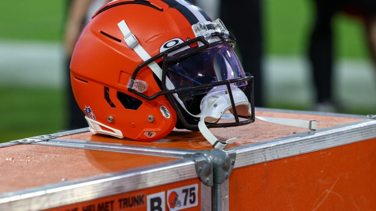 Cleveland Browns DE Alex Wright Returns to Practice - Sports Illustrated Cleveland  Browns News, Analysis and More