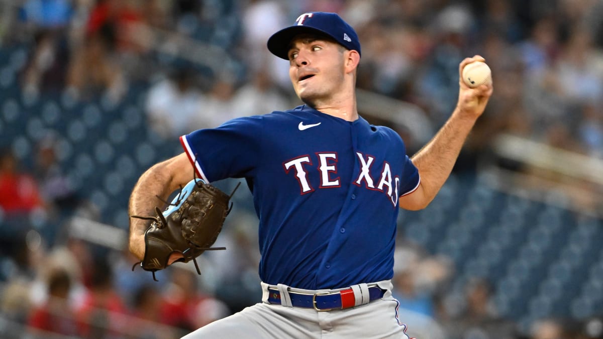 New Reliever Aroldis Chapman Brings Heat In Texas Rangers Debut - Sports  Illustrated Texas Rangers News, Analysis and More