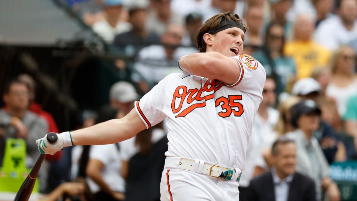 Orioles' Adley Rutschman wows MLB fans with switch-hitting display