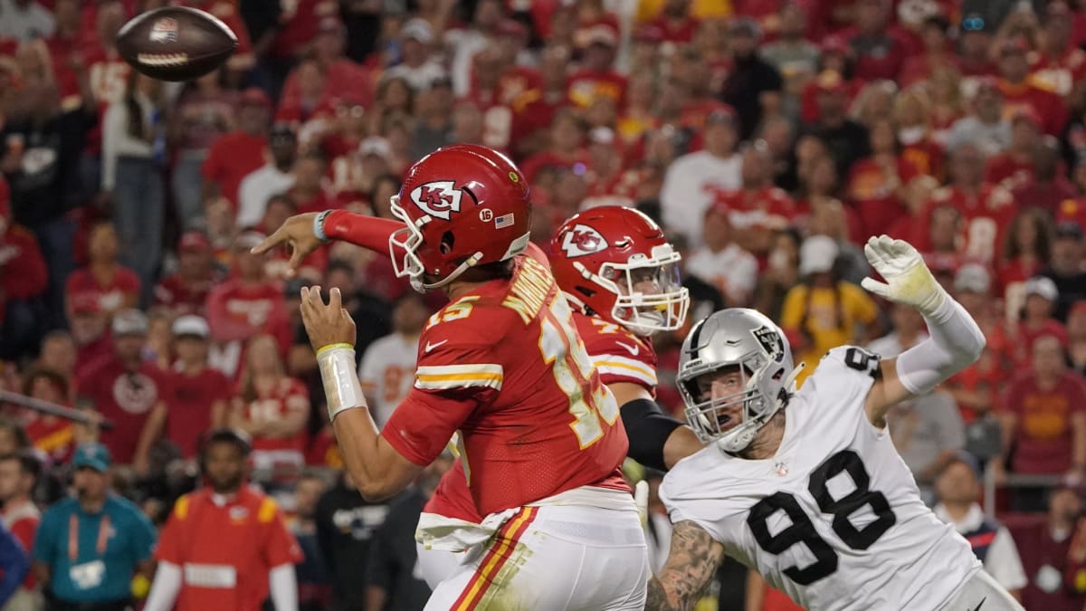 Patrick Mahomes shown humbling Raiders' Maxx Crosby in Netflix documentary