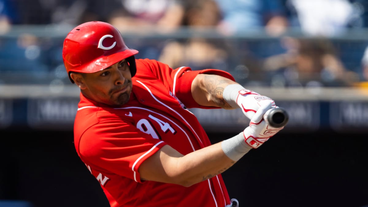 LOS ANGELES, CA - JULY 29: Cincinnati Reds designated hitter Christian  Encarnacion-Strand (33) at bat during the MLB game between the Cincinnati  Reds and the Los Angeles Dodgers on July 29, 2023