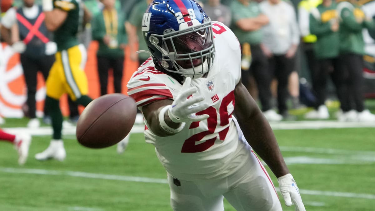 Giants 'on Death Row' After Daniel Jones, Saquon Barkley Moves, Keyshawn  Johnson Says - Sports Illustrated