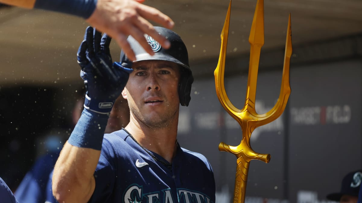 Enough is enough: Mariners need to get rid of trident hats