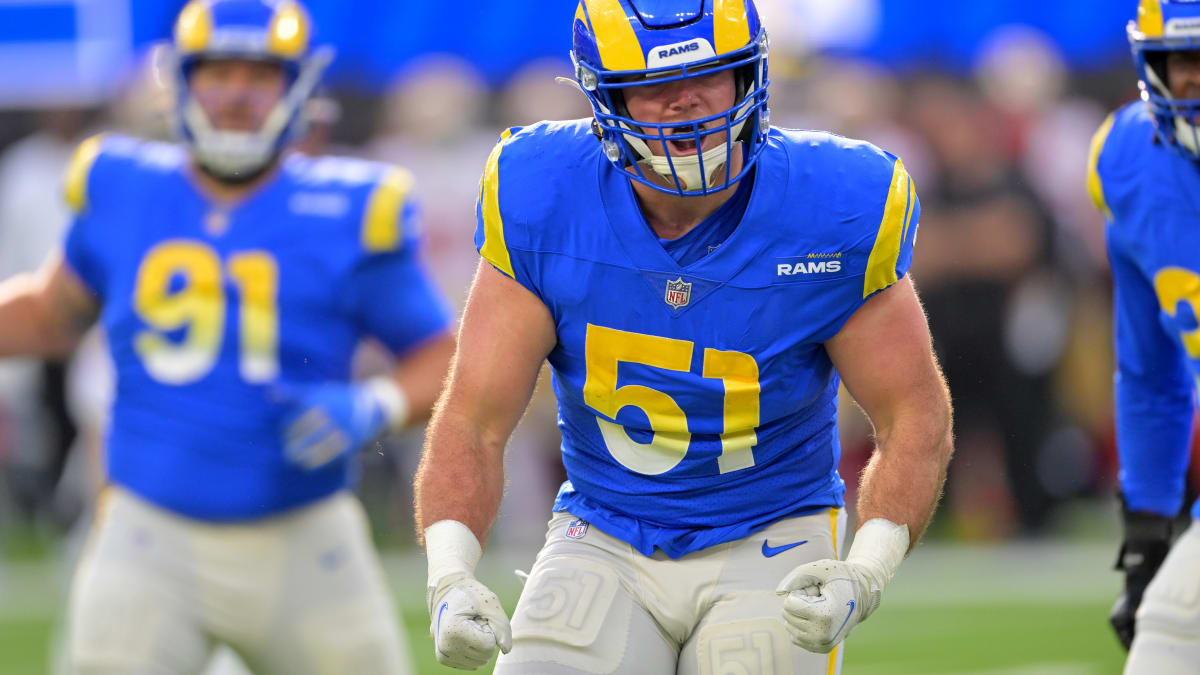 Los Angeles Rams linebacker Troy Reeder (51) during a time out