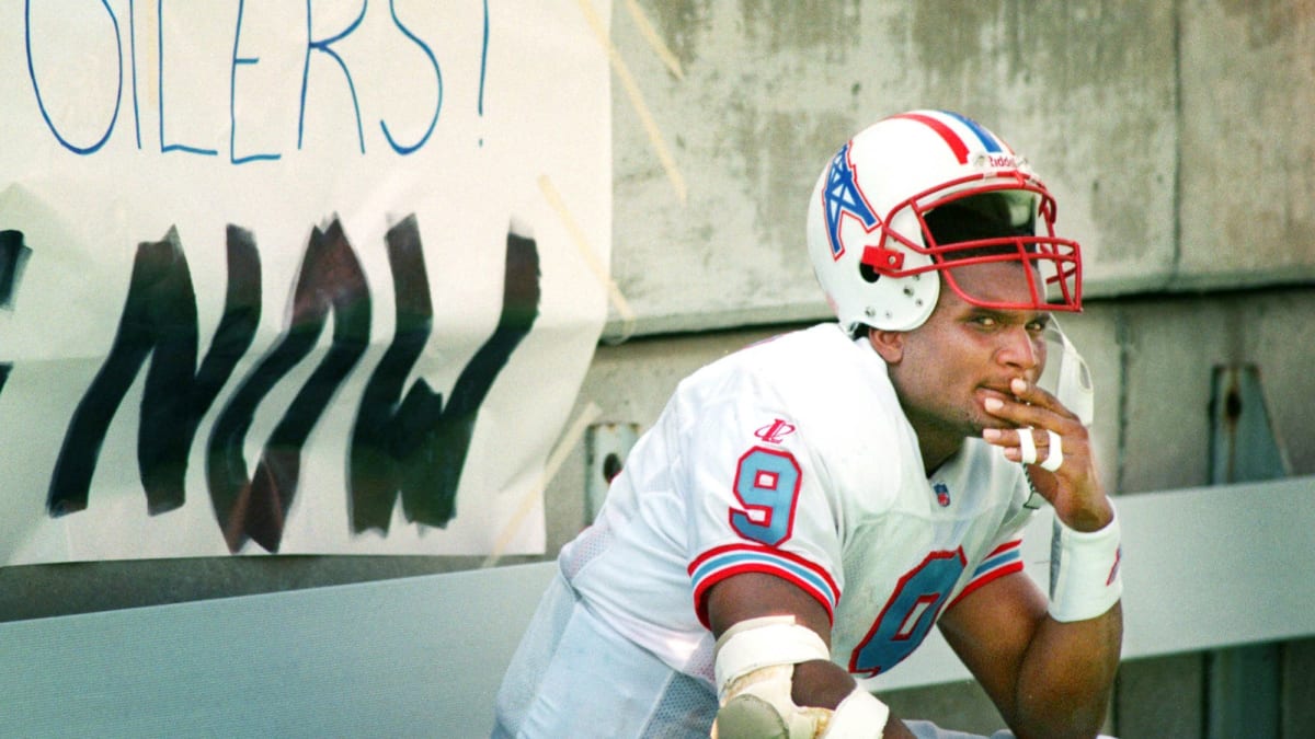 MCM Poll: Should the Titans wear the Houston Oilers throwback
