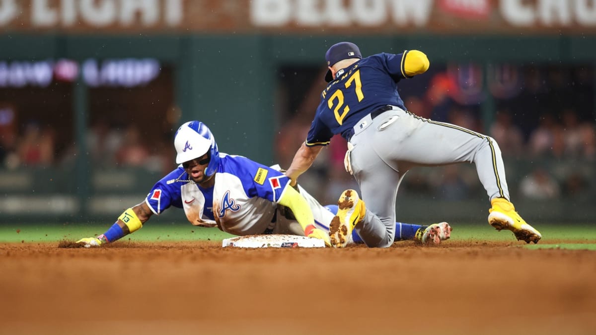 Braves' Ronald Acuña Jr. becomes first player in history with 20 homers and  35 steals before All-Star break 