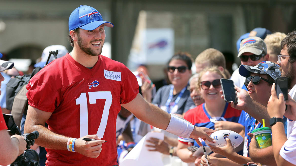 Bills' Josh Allen Gets Delicious Revenge on Reporter Peter King - Sports  Illustrated