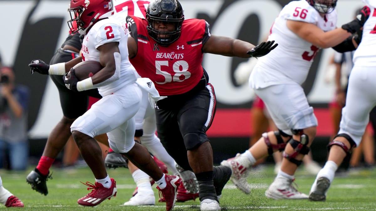 Cincinnati Bearcats Defensive Tackle Dontay Corleone On His Hometown Pride:  'I Couldn't Leave' The Bearcats - All Bearcats