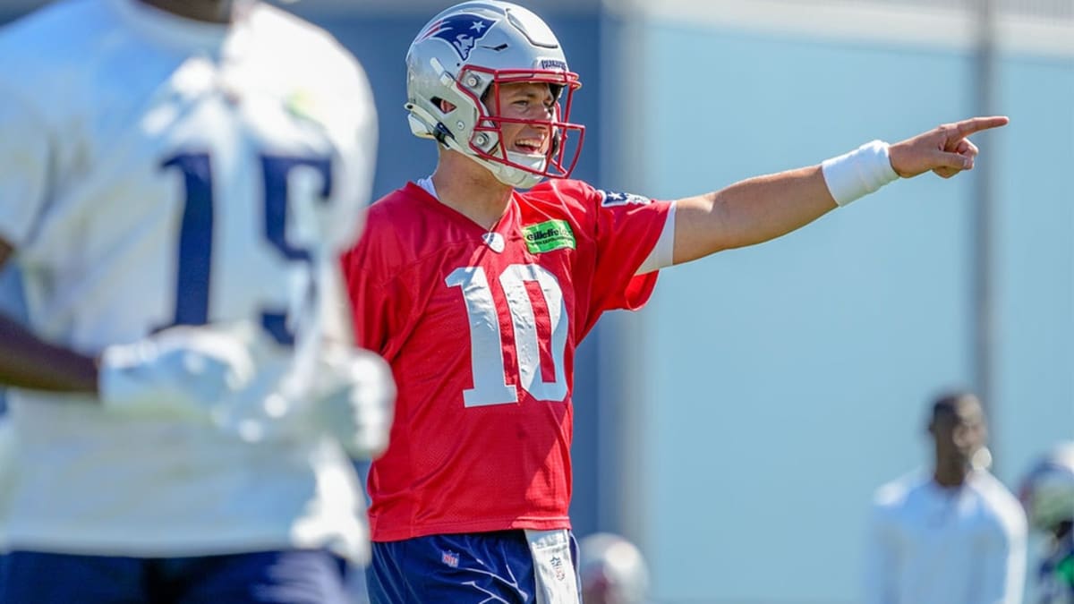 Mac Jones with the quick rebound for the New England Patriots