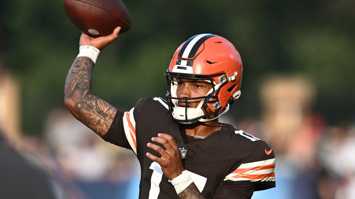 Cleveland Browns on X: Dorian Thompson-Robinson getting his first career  start at QB today  / X