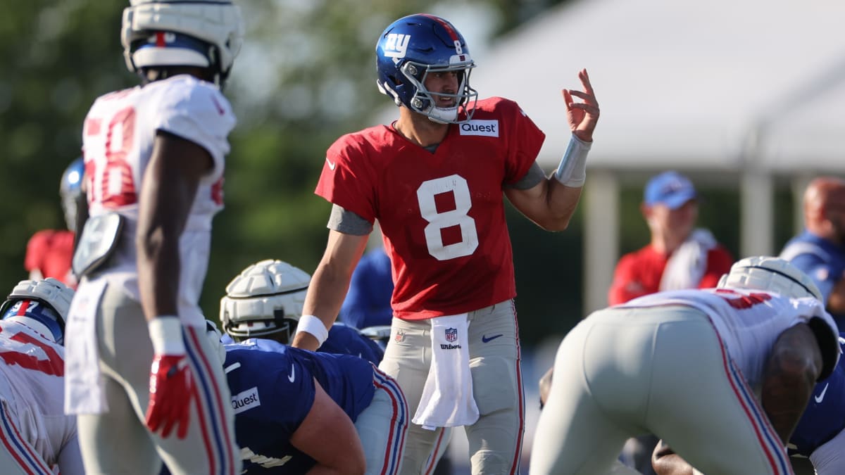 New York Giants QB Daniel Jones Earns NFC Offensive POTW Honors - Sports  Illustrated New York Giants News, Analysis and More