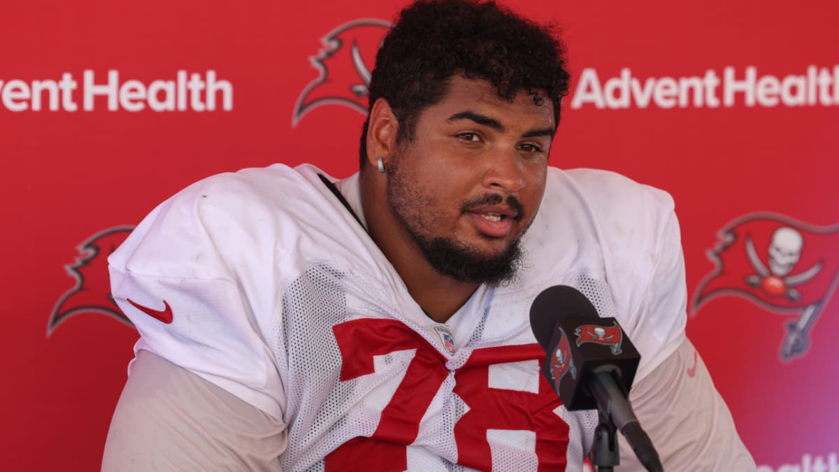 Bucs' Tristan Wirfs seeing psychologist over move to left tackle - ESPN