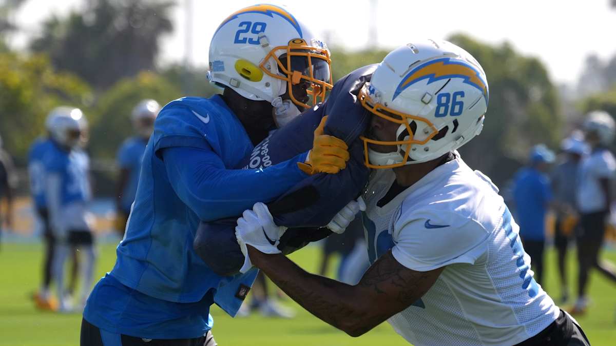 Training Camp Day 9: Los Angeles Chargers - Back Sports Page