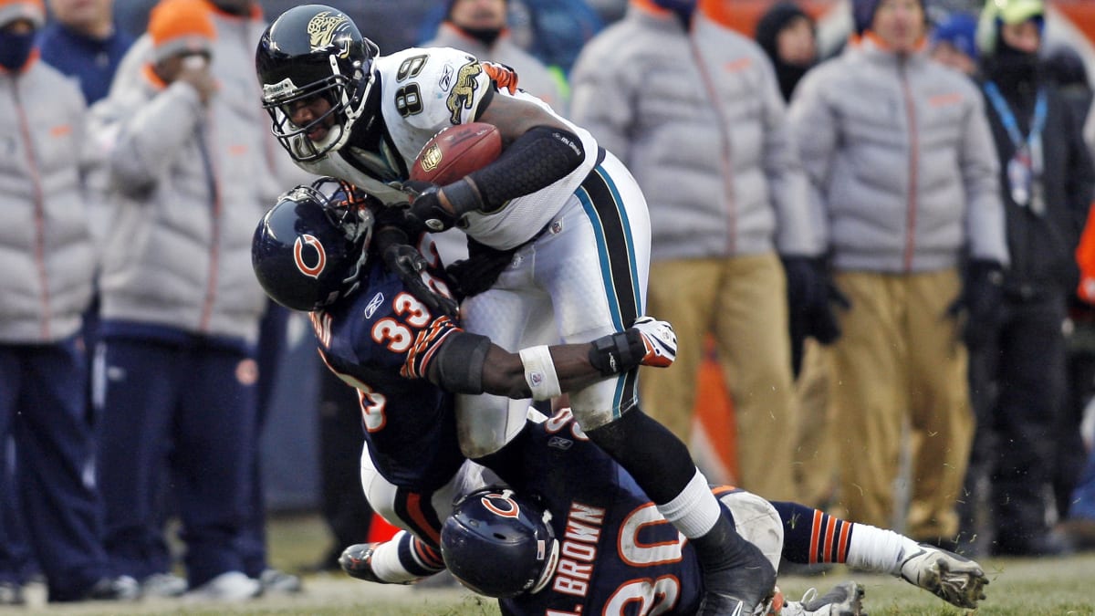 Linebacker Lance Briggs loves what he sees of Chicago Bears