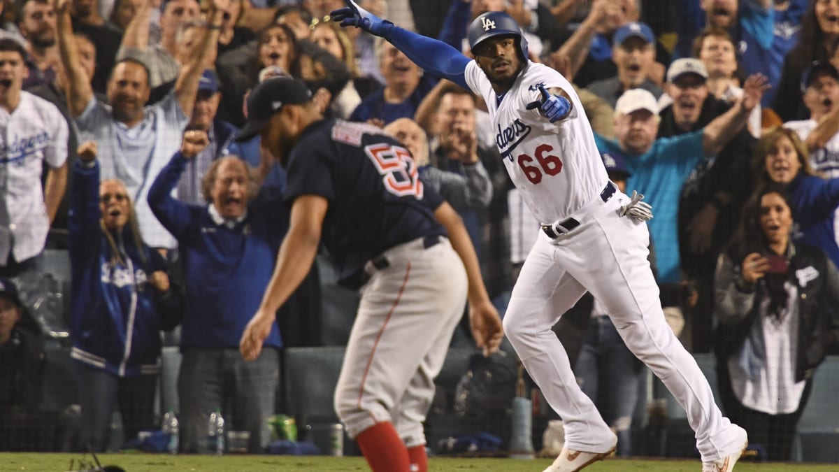 Dodgers' Yasiel Puig Is an Object of Affection Once More - The New