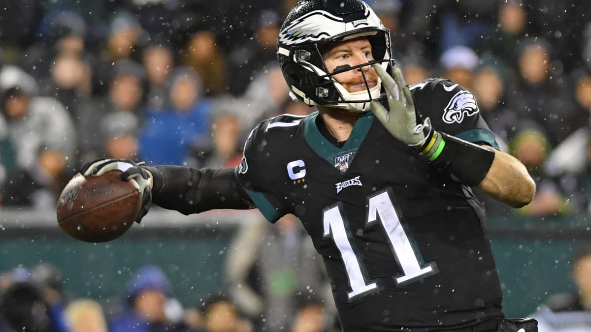 Carson Wentz Was Looking Sexy As Heck Today At Eagles Training Camp