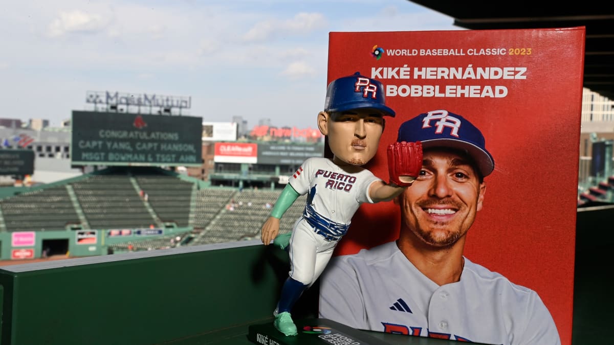 Dodgers postgame: Kiké Hernandez first career walk-off hit on bobblehead  night at Dodger Stadium 