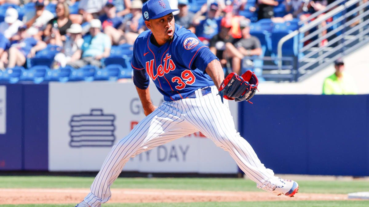 Mets' Edwin Diaz ahead of schedule with rehab of torn patellar tendon