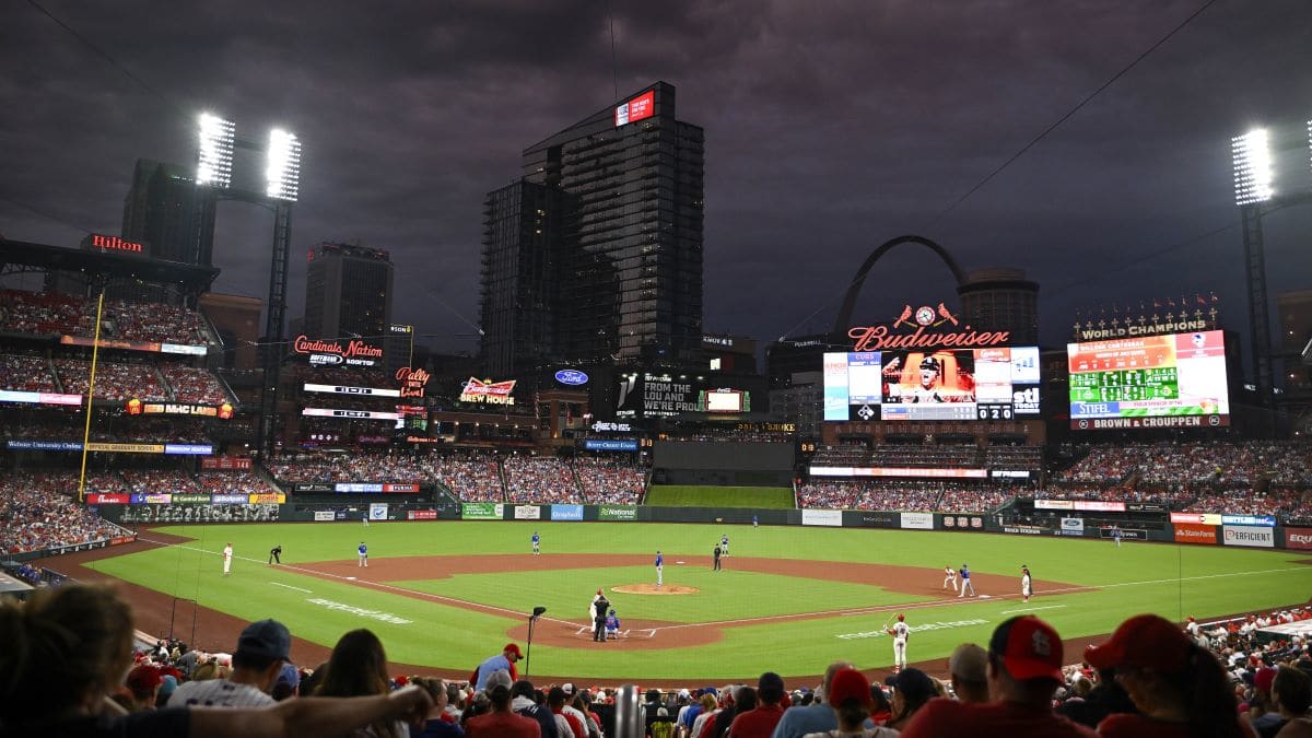 Will St. Louis Cardinals allow fans 2021