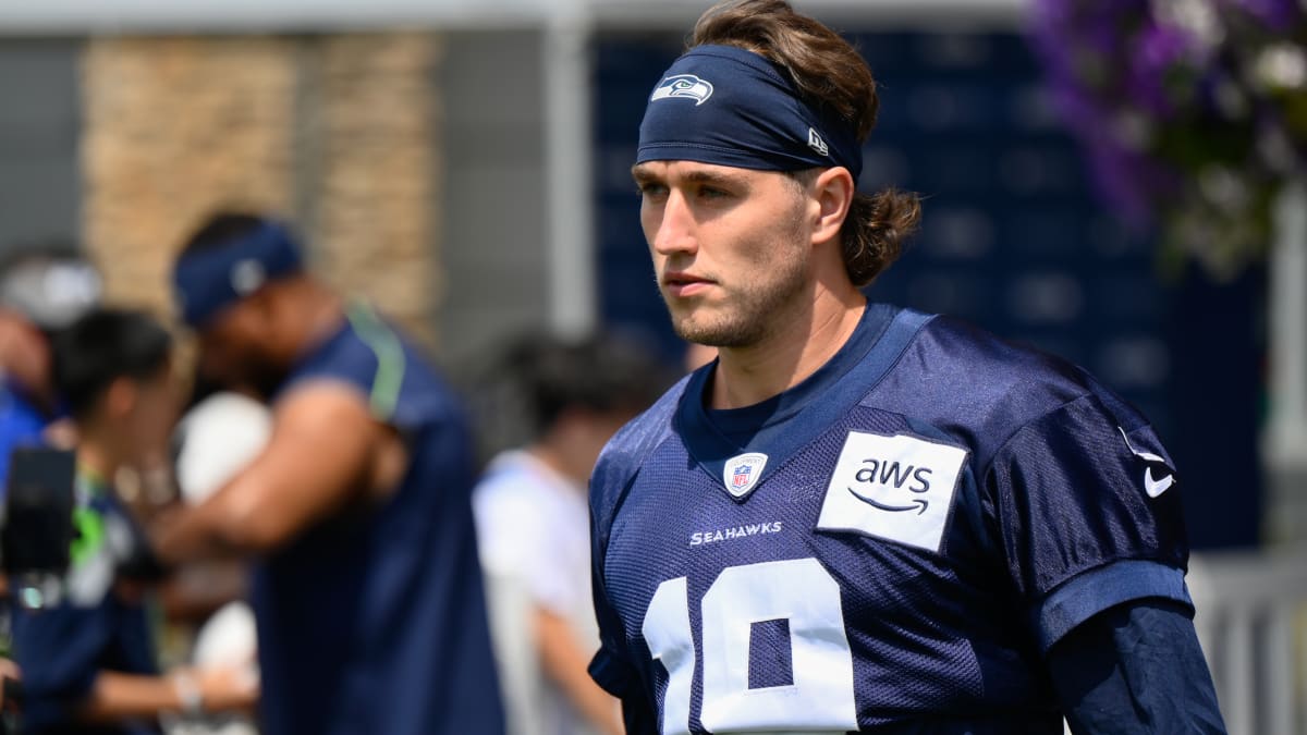 Seattle Seahawks QB Drew Lock Applauds 'Fan Favorite' WR Jake Bobo: 'Does  Everything Right!' - Sports Illustrated Seattle Seahawks News, Analysis and  More