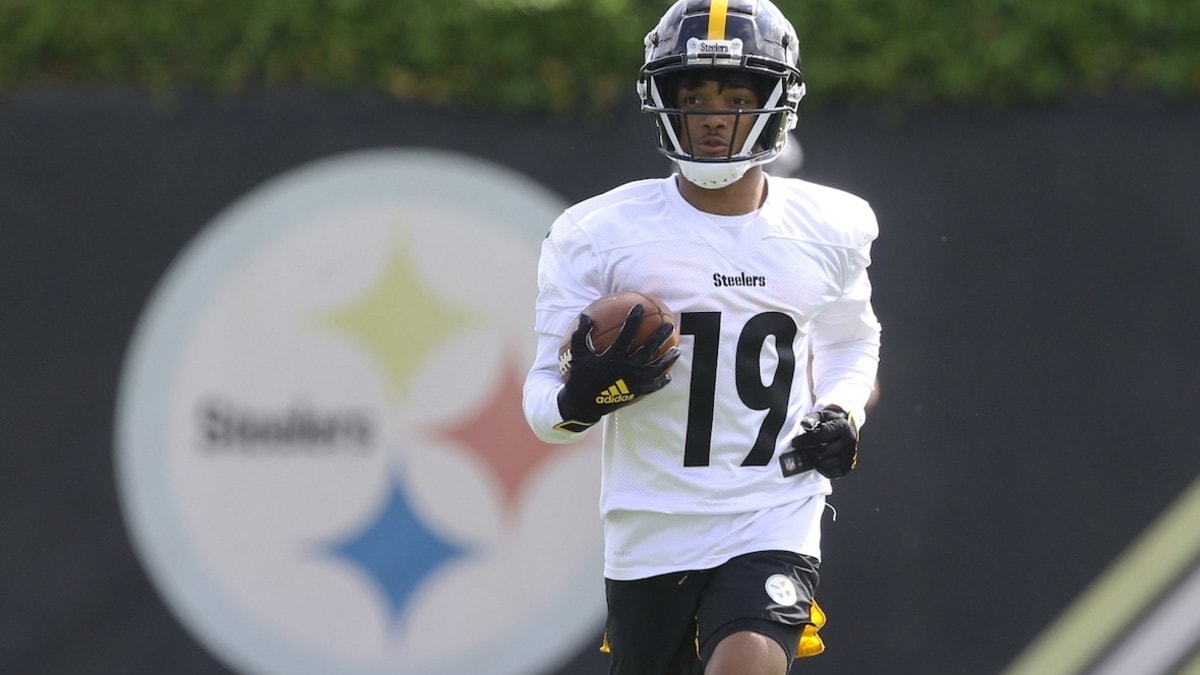 Pittsburgh Steelers OTAs Takeaways: Gunner Olszewski, Devin Bush and Some  Guy Outside the Fence - Sports Illustrated Pittsburgh Steelers News,  Analysis and More