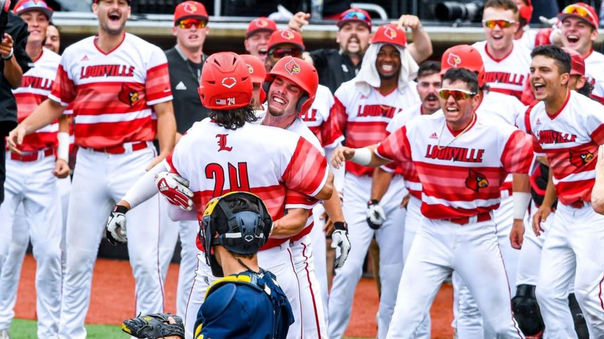 CBD Gallery: Louisville defeats Illinois State 4-3 to win Regional -  College Baseball Daily