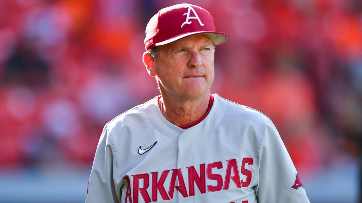 Razorbacks' Dave Van Horn taking full advantage of Junior College