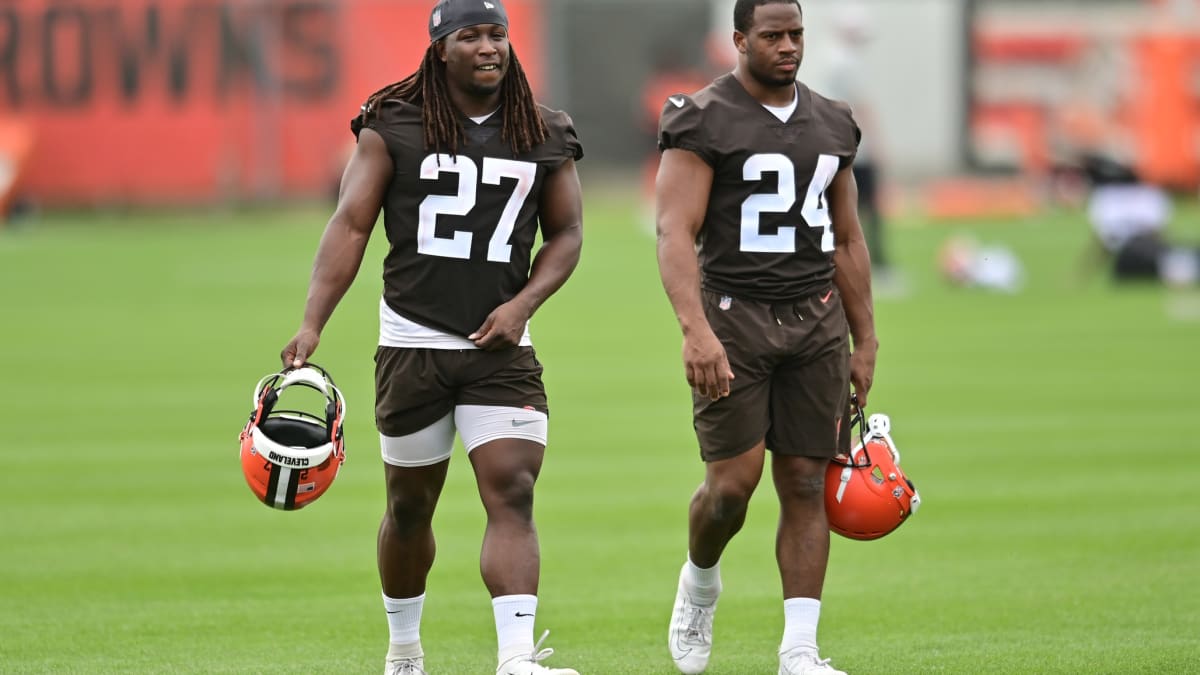 Photos: In Focus - Nick Chubb and Kareem Hunt