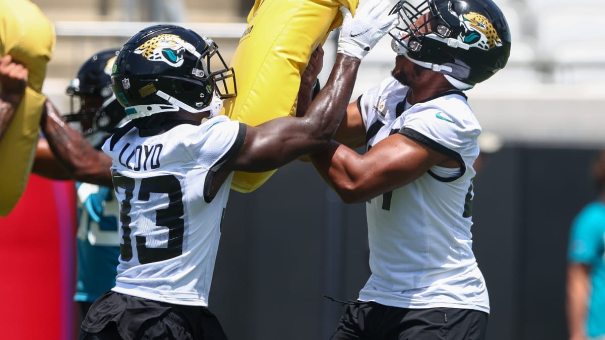 Jacksonville Jaguars LB Devin Lloyd Lands on Preseason All-Rookie Team -  Sports Illustrated Jacksonville Jaguars News, Analysis and More