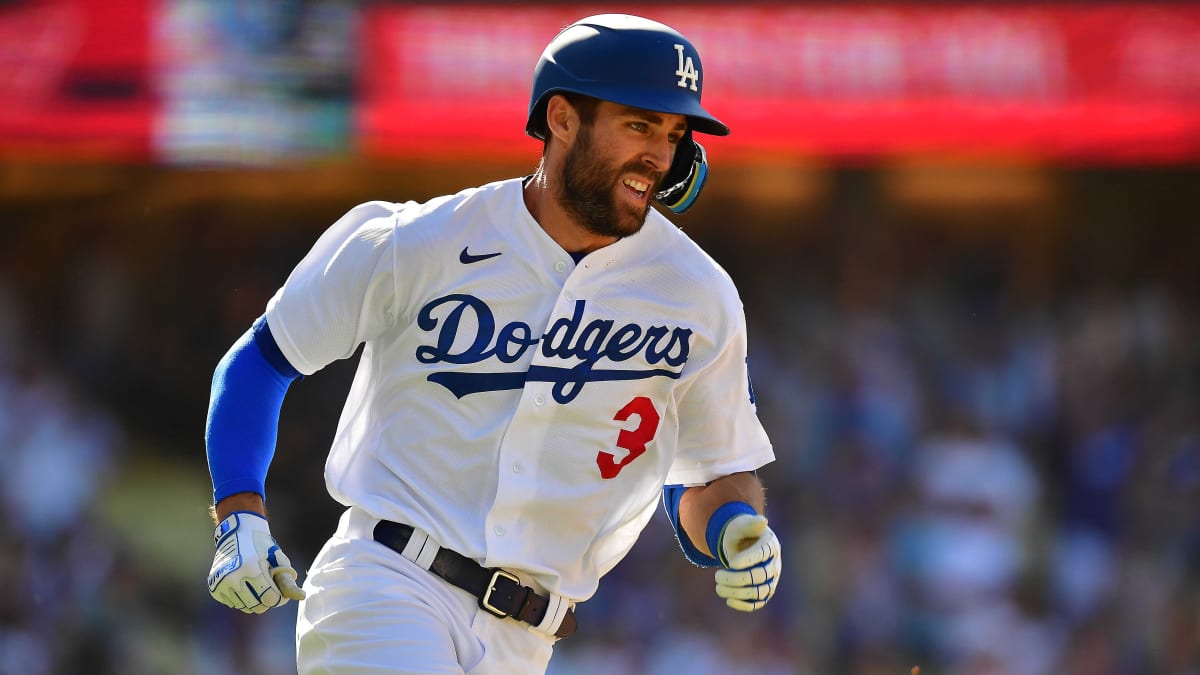 UVA Alum Chris Taylor Looks to Lead LA Dodgers Back to the World Series -  Sports Illustrated Virginia Cavaliers News, Analysis and More