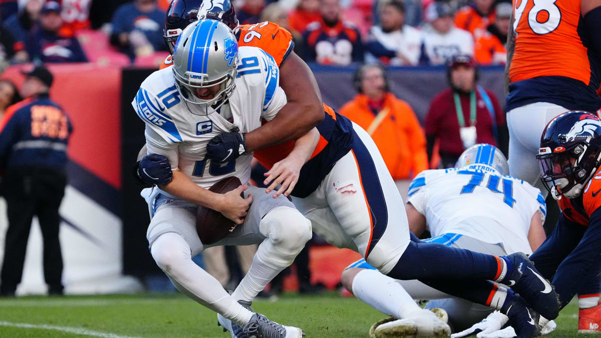 Denver, USA. October 23, 2022: Denver Broncos defensive end Dre'Mont Jones  (93) waits a for a replay review in the first half of the football game  between the Denver Broncos and New