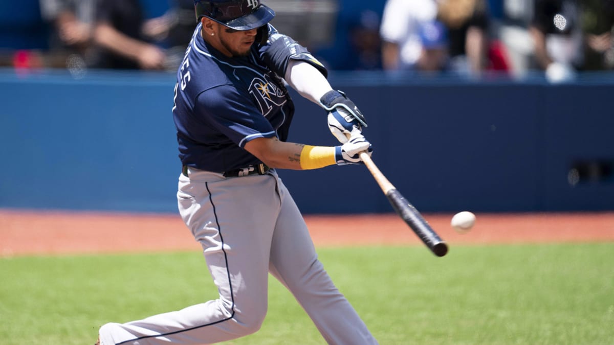 Isaac Paredes glove rotation is a thing of beauty. That Columbia/volt Rays  colorway might just be the best glove in the bigs this season…