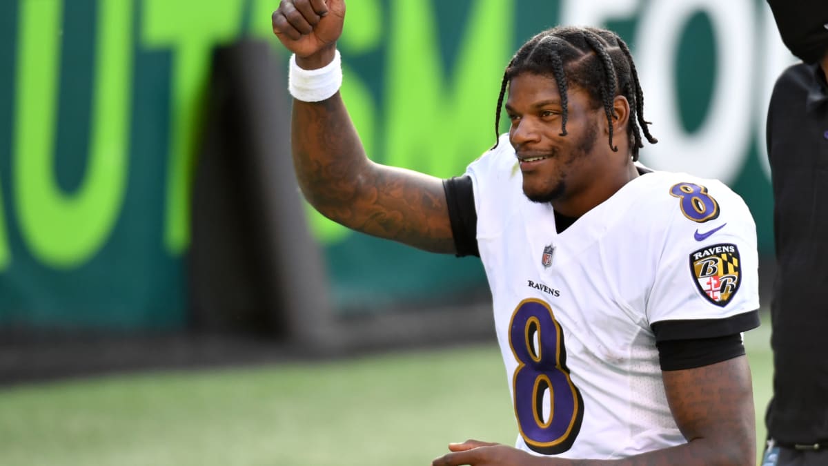 I'm Not Really Familiar With the Ravens”: Wrestling Legend Explains Calling  Out Lamar Jackson on Live TV - EssentiallySports