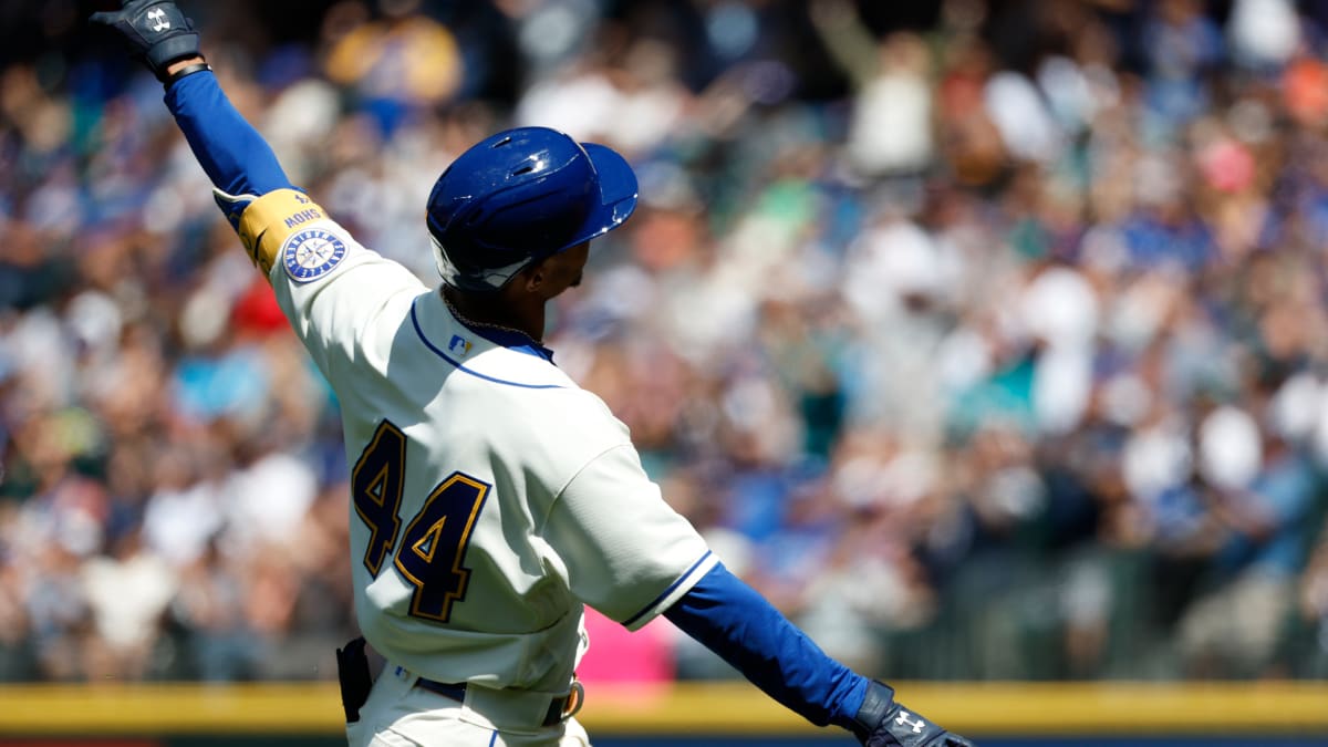 Analysis: Are Seattle Mariners Legit Contenders to Land Luis