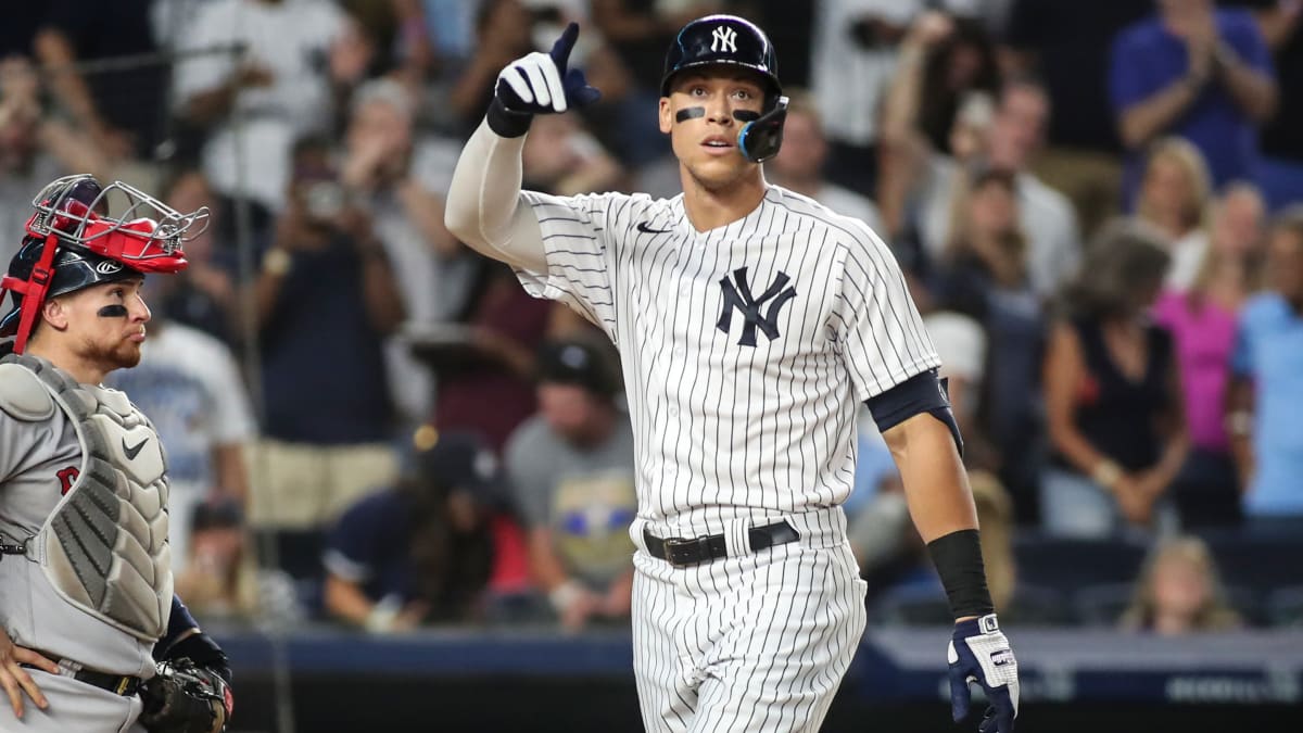 College football fans annoyed with Aaron Judge cut-ins during games