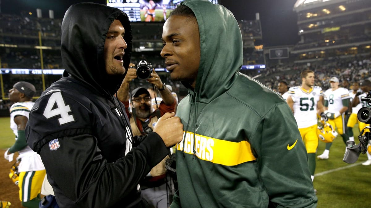 Davante Adams Calls Raiders QB Derek Carr a 'Hall of Famer' - Sports  Illustrated