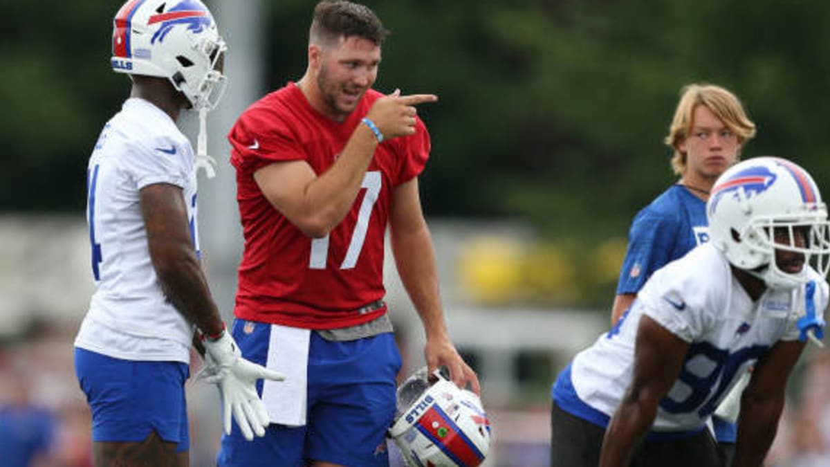 Buffalo Bills training camp opens, WR Stefon Diggs breaks silence - Buffalo  Rumblings